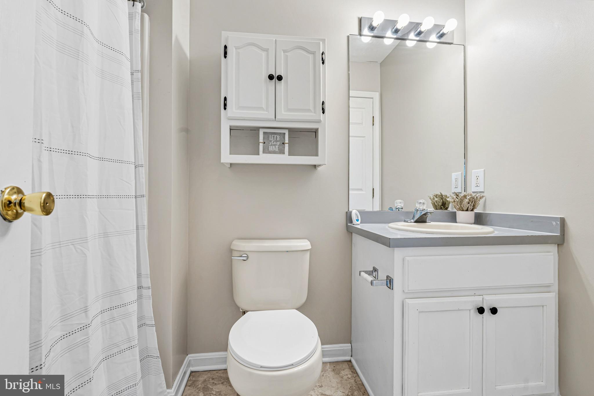 GLENHURST - Residential Lease