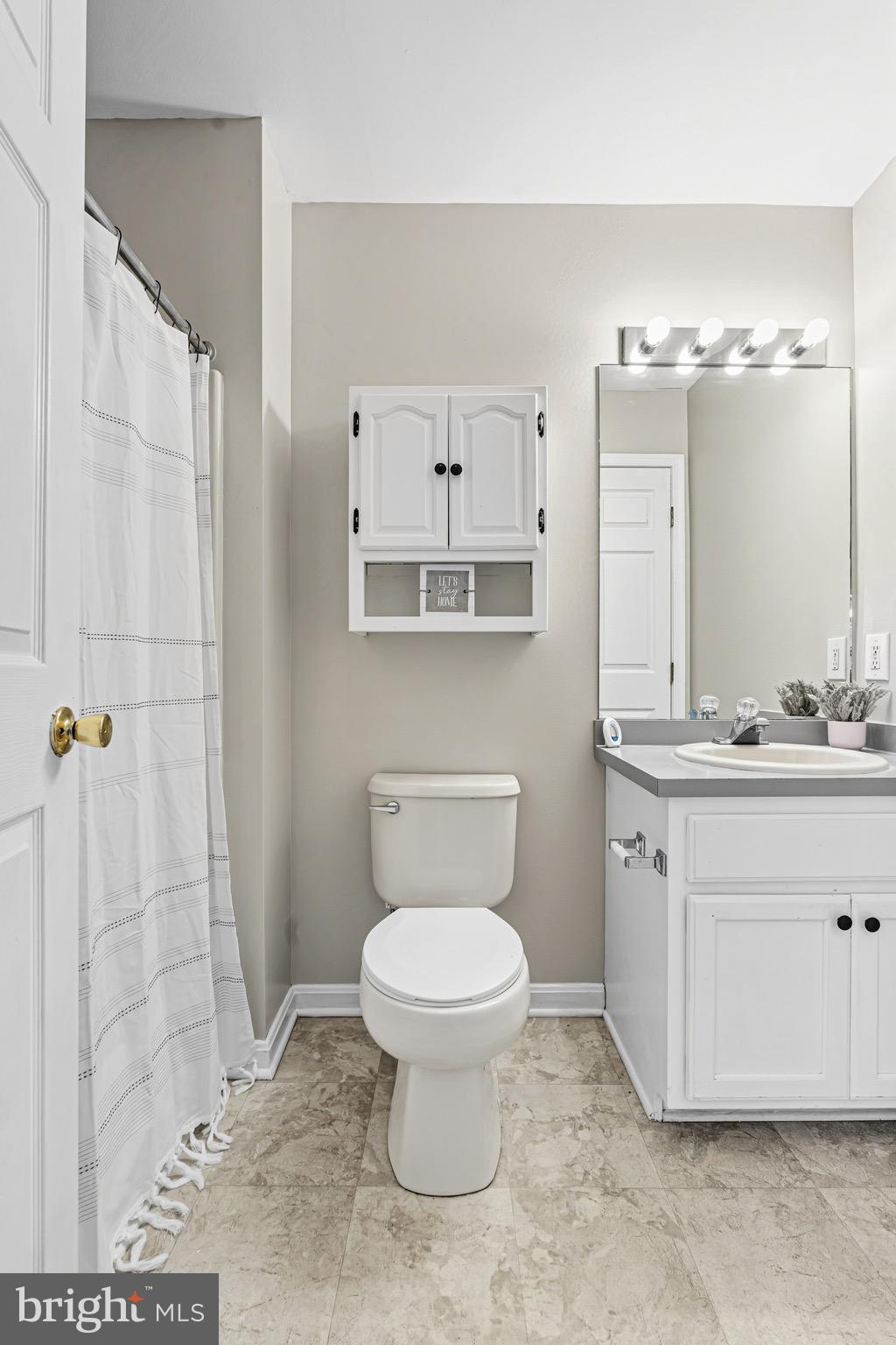 GLENHURST - Residential Lease