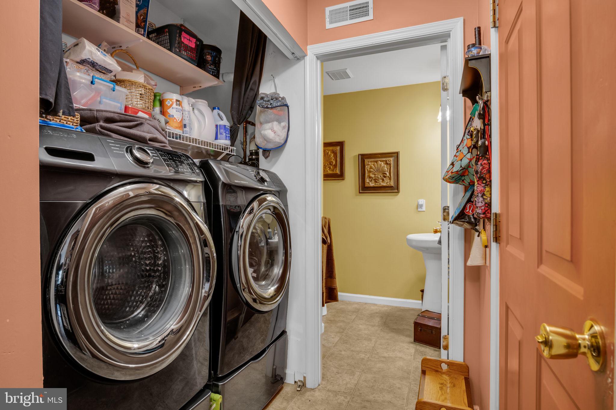 COURTYARDS - Residential