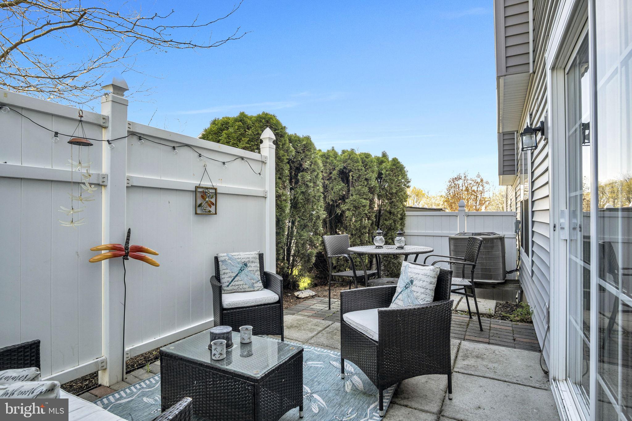 COURTYARDS - Residential