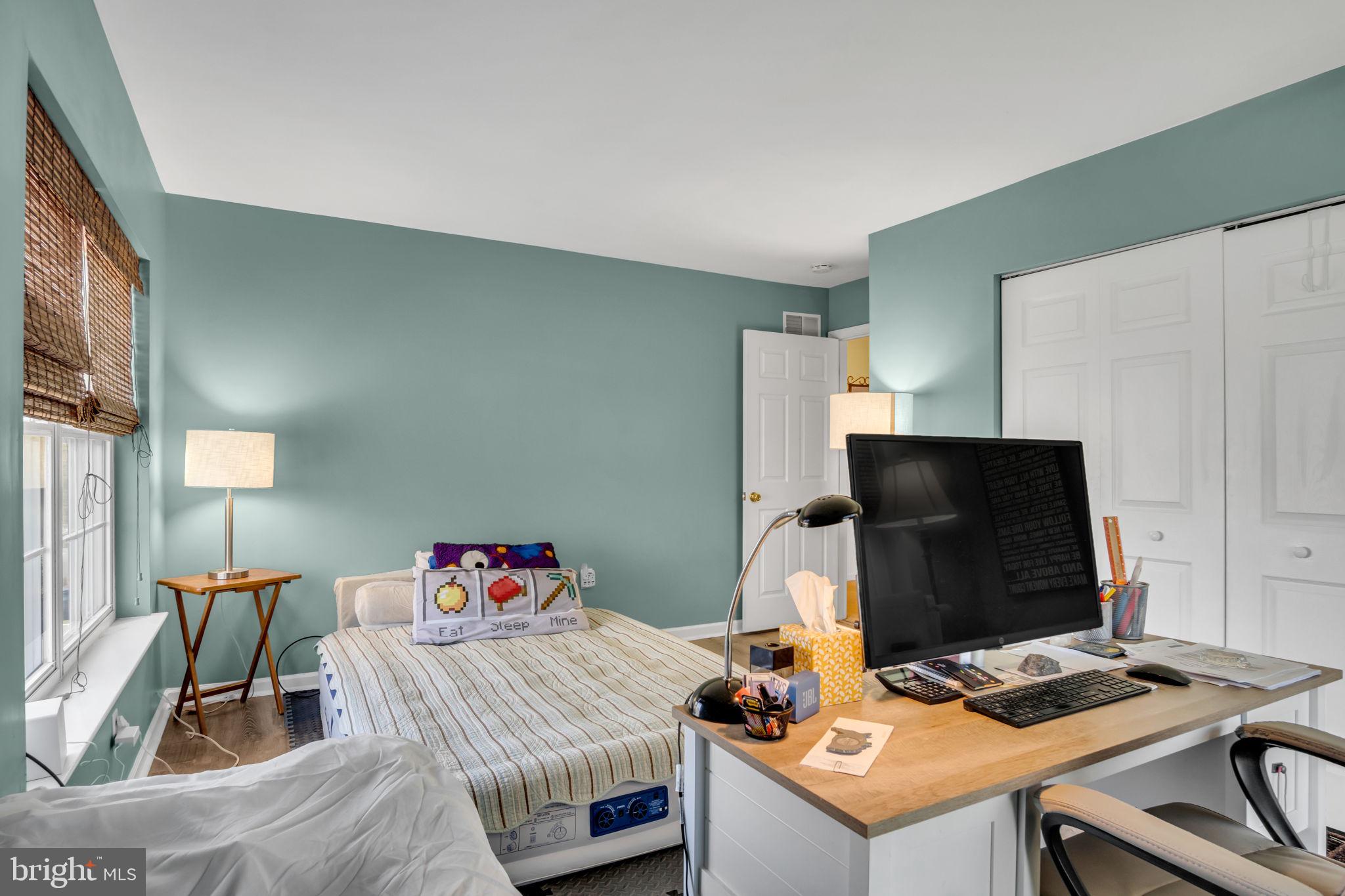 COURTYARDS - Residential