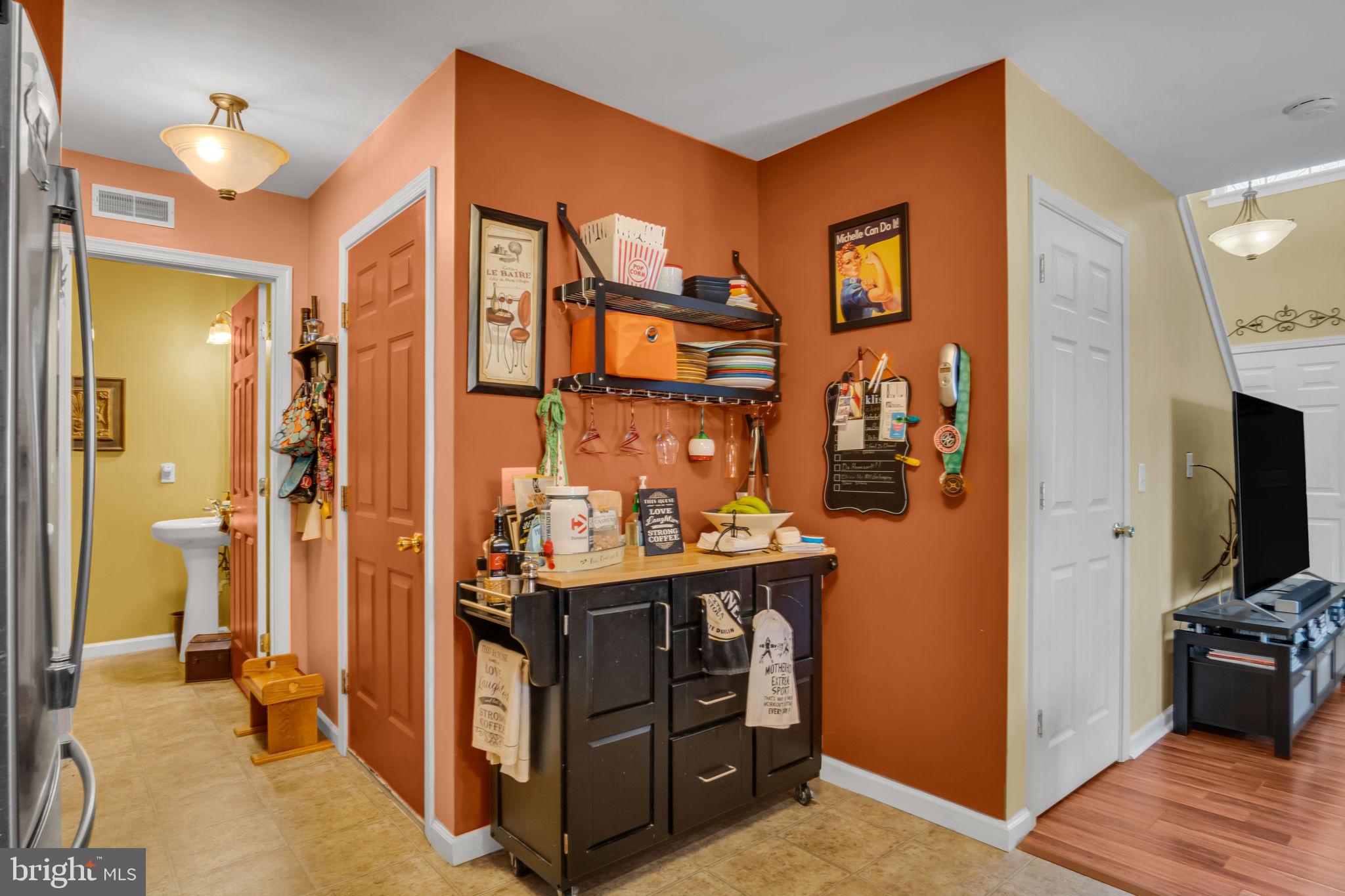 COURTYARDS - Residential