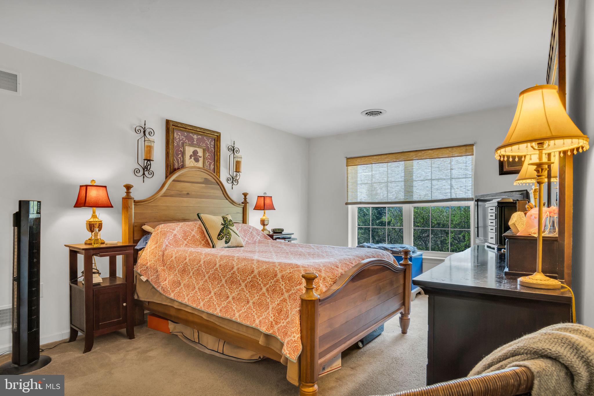 COURTYARDS - Residential