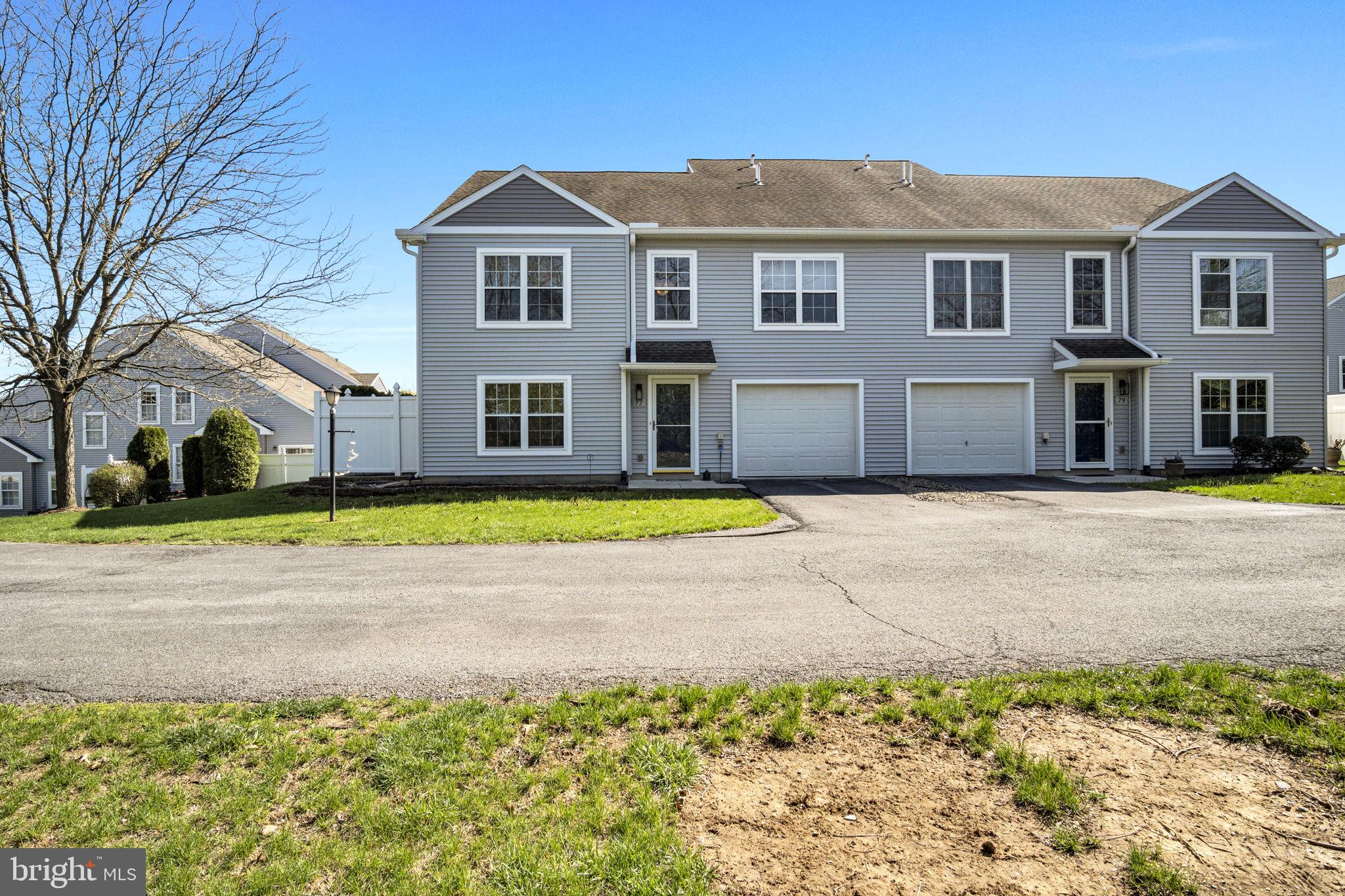 COURTYARDS - Residential