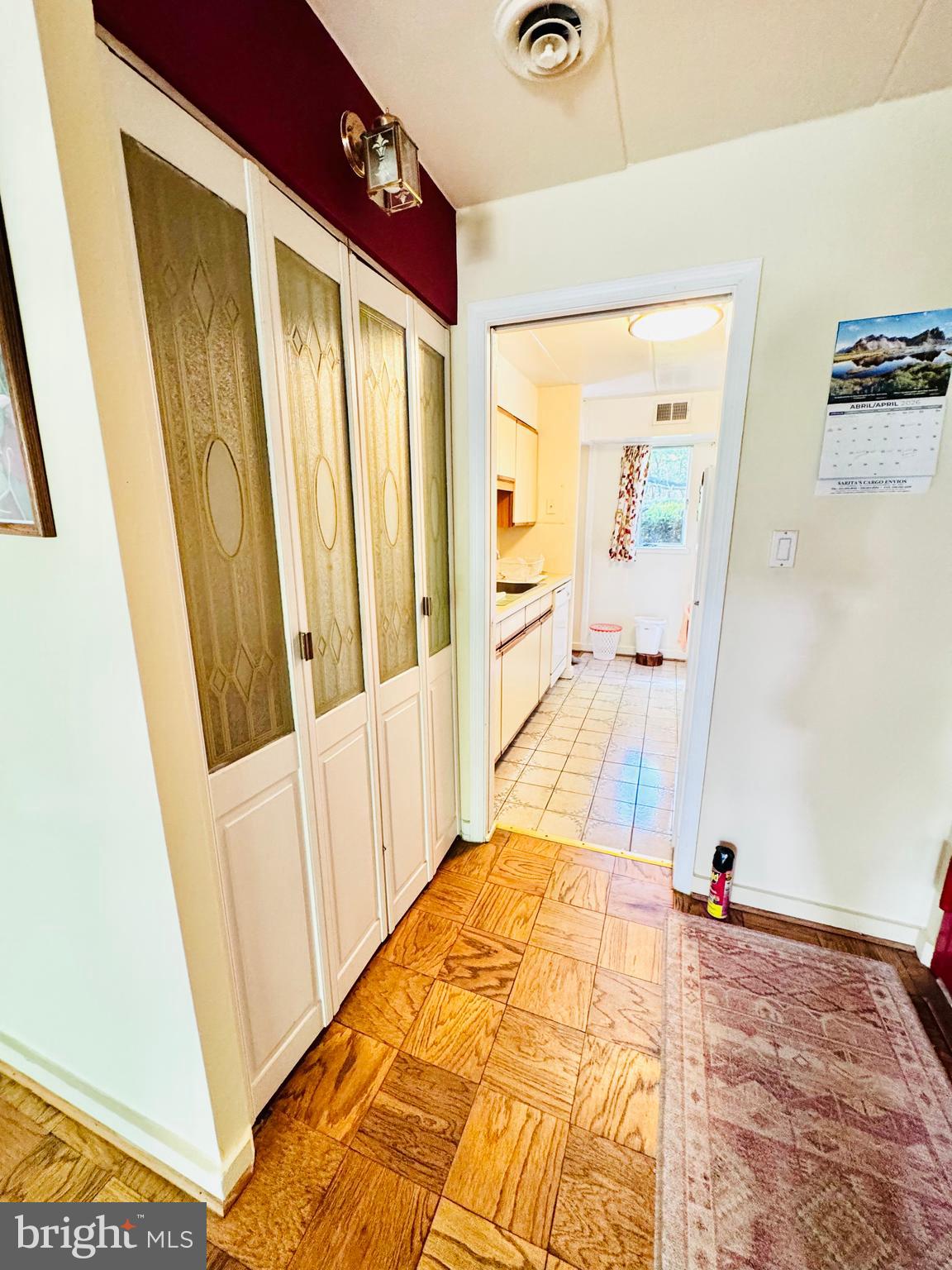 3238 HEWITT AVENUE 5-1B