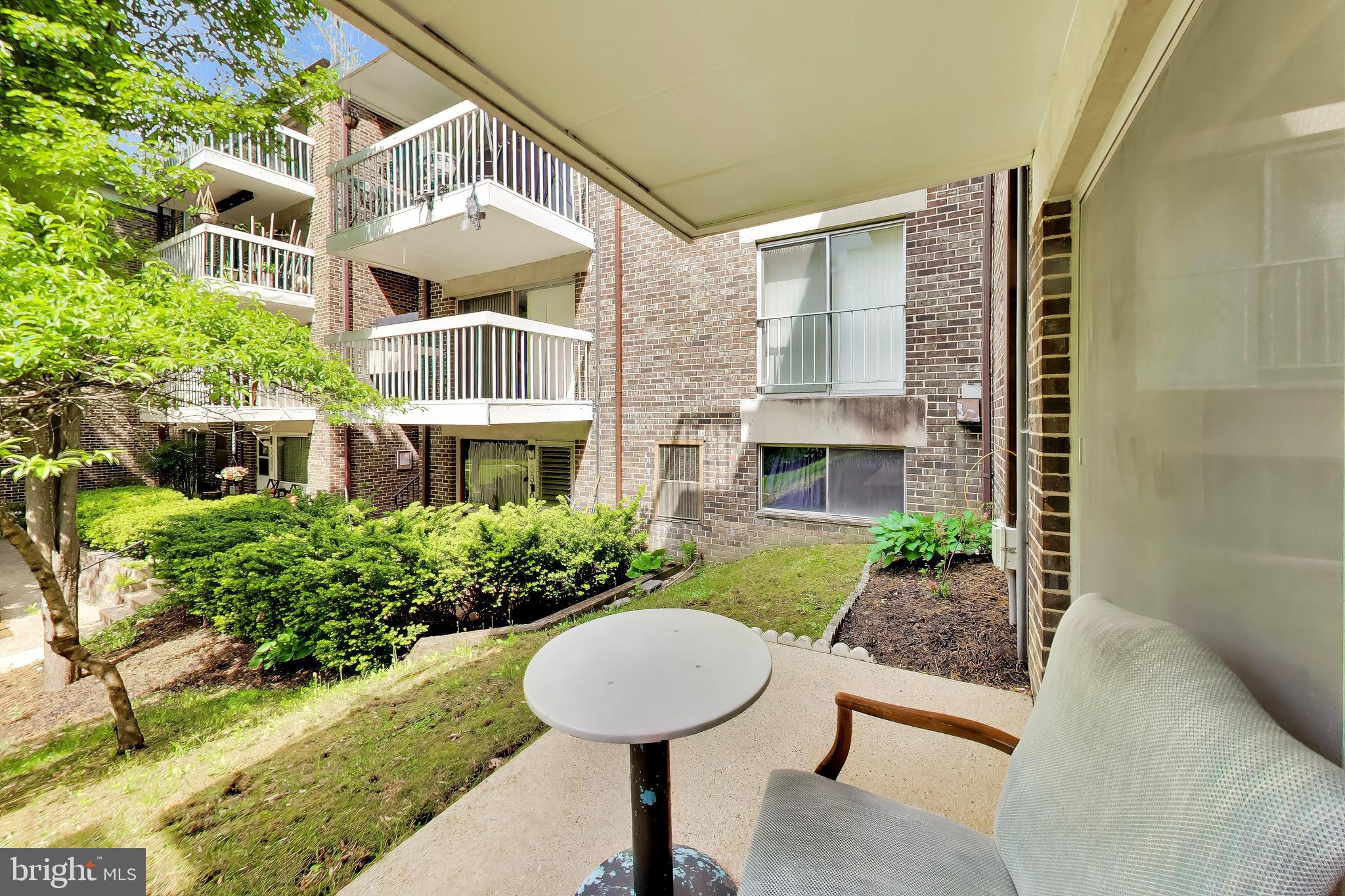 WESTCHESTER WEST - Residential
