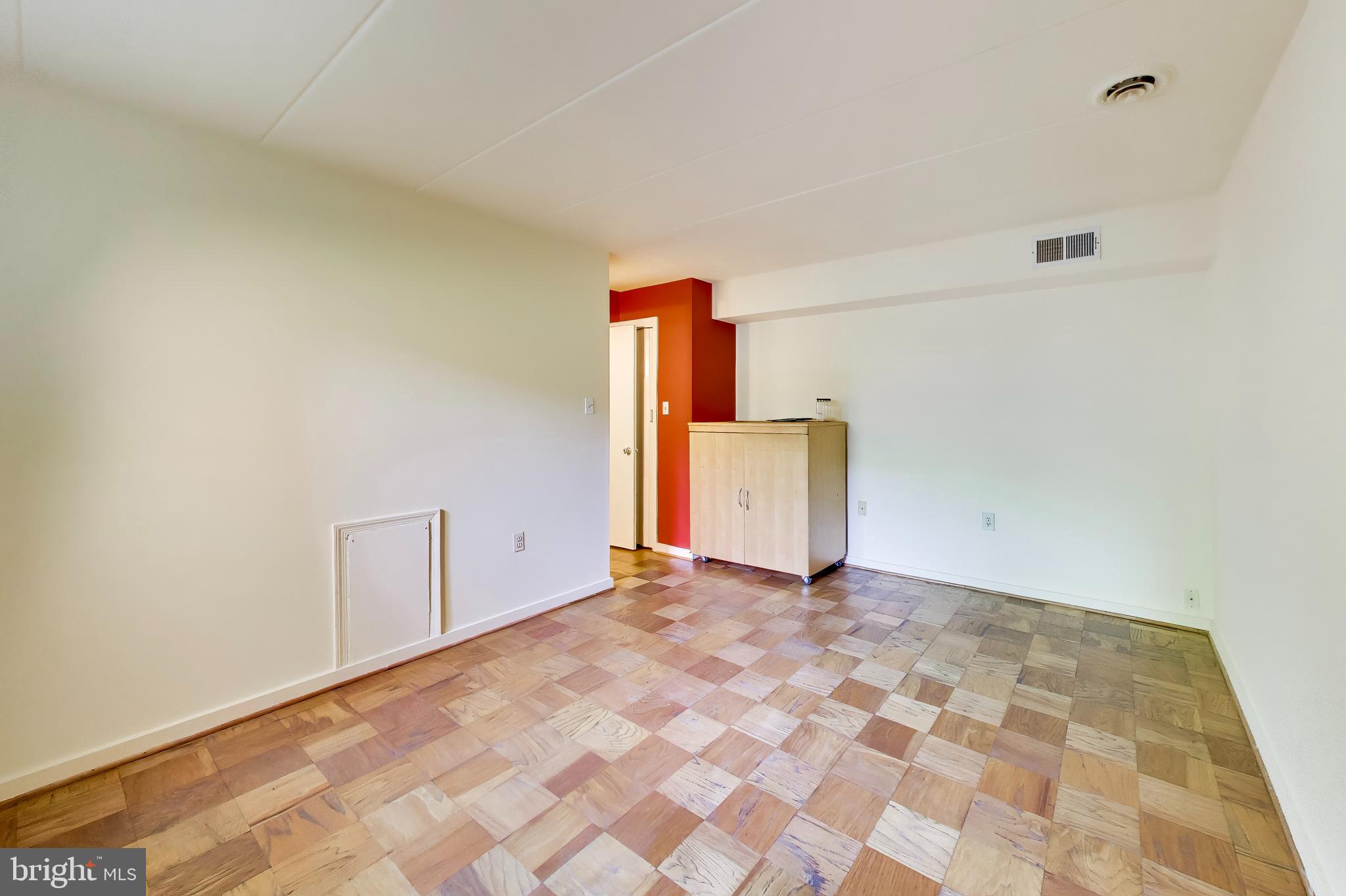 WESTCHESTER WEST - Residential