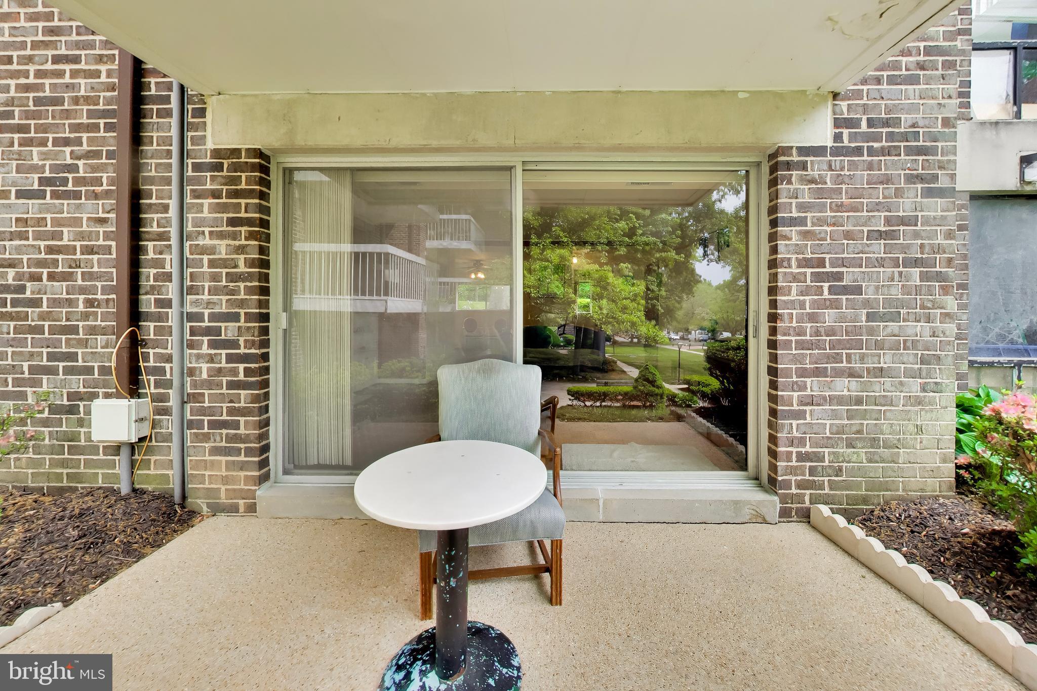 WESTCHESTER WEST - Residential