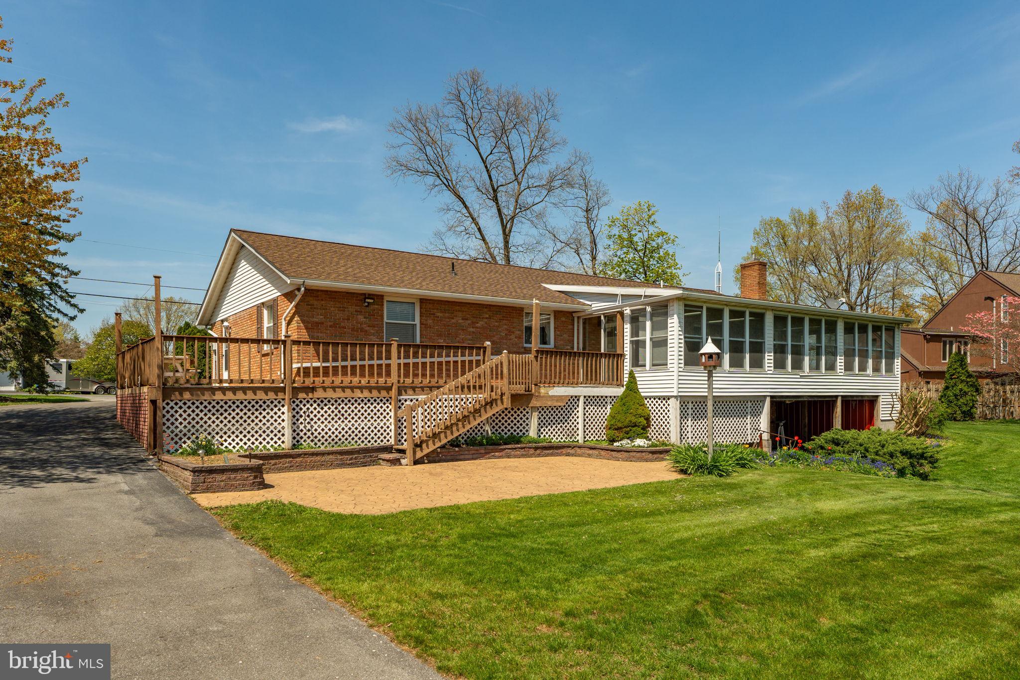 38 SKYVIEW LANE