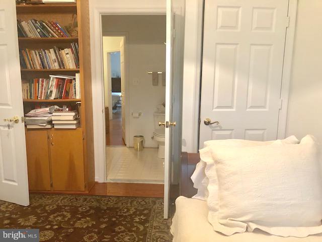 CAMERON GROVE - Residential