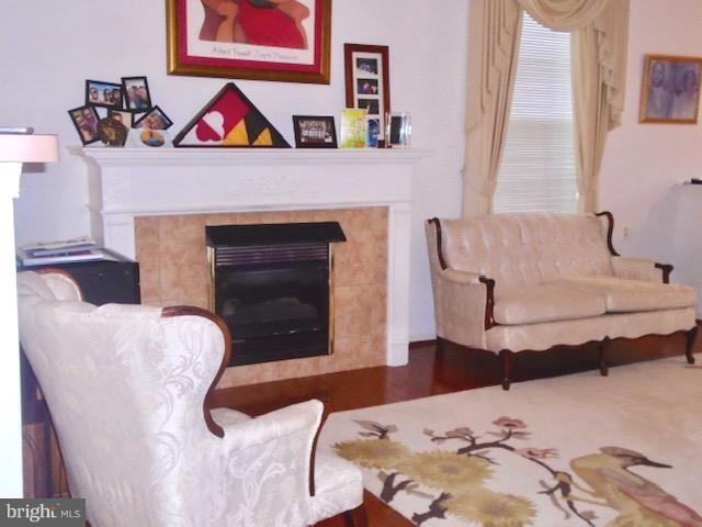 CAMERON GROVE - Residential