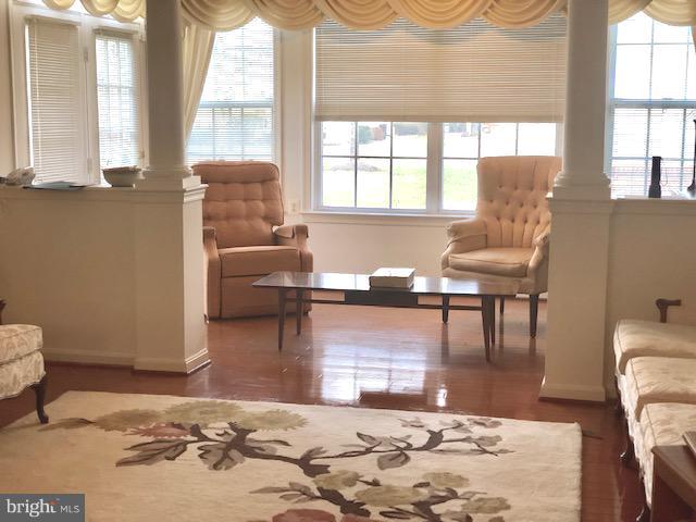 CAMERON GROVE - Residential