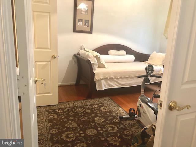 CAMERON GROVE - Residential