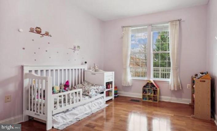 KENTLANDS - Residential Lease