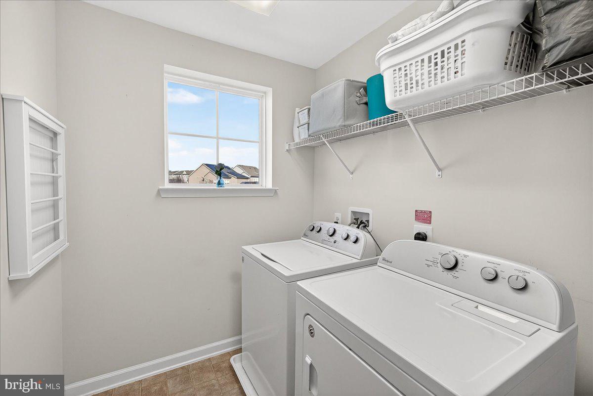 TALLYN RIDGE - Residential