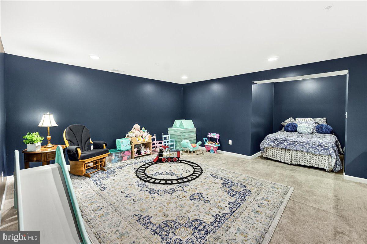 TALLYN RIDGE - Residential