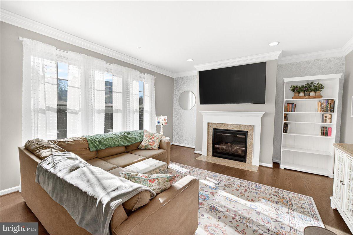 TALLYN RIDGE - Residential