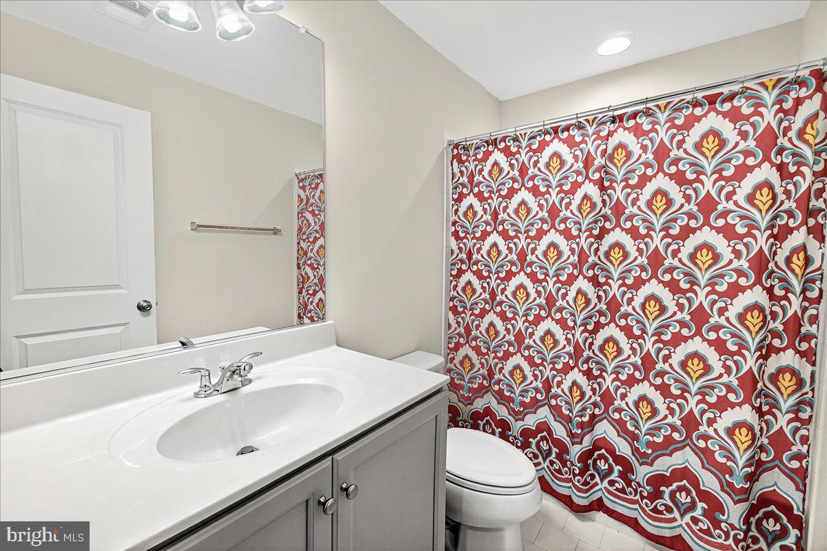 TALLYN RIDGE - Residential