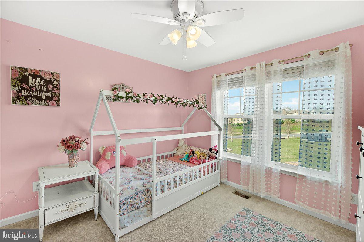 TALLYN RIDGE - Residential