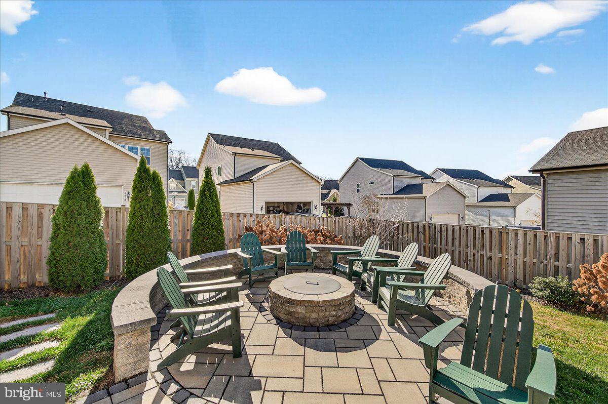 TALLYN RIDGE - Residential