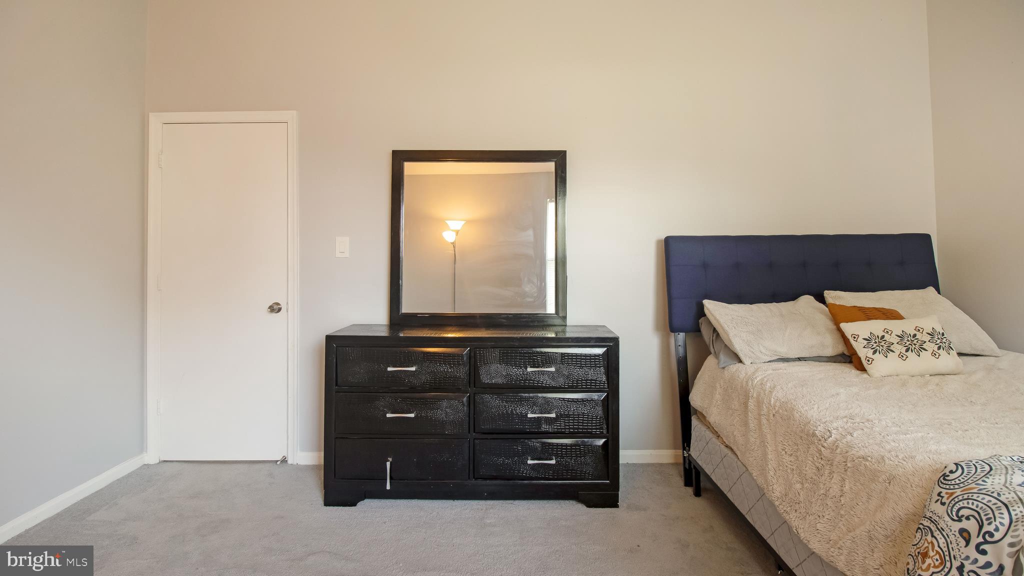 LANCASTER / WESTLAKE VILLAGE - Residential