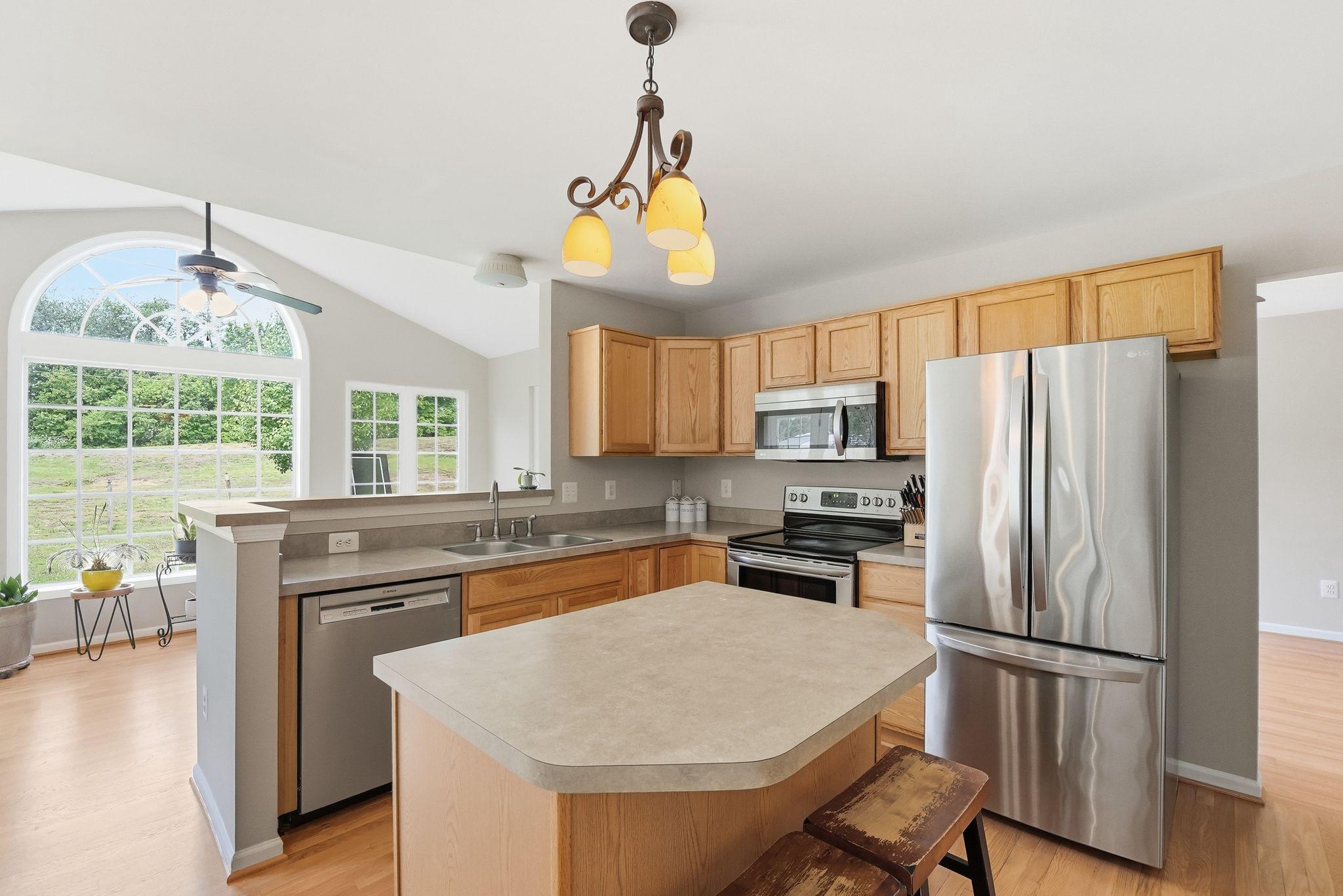 GREEN MEADOWS - Residential