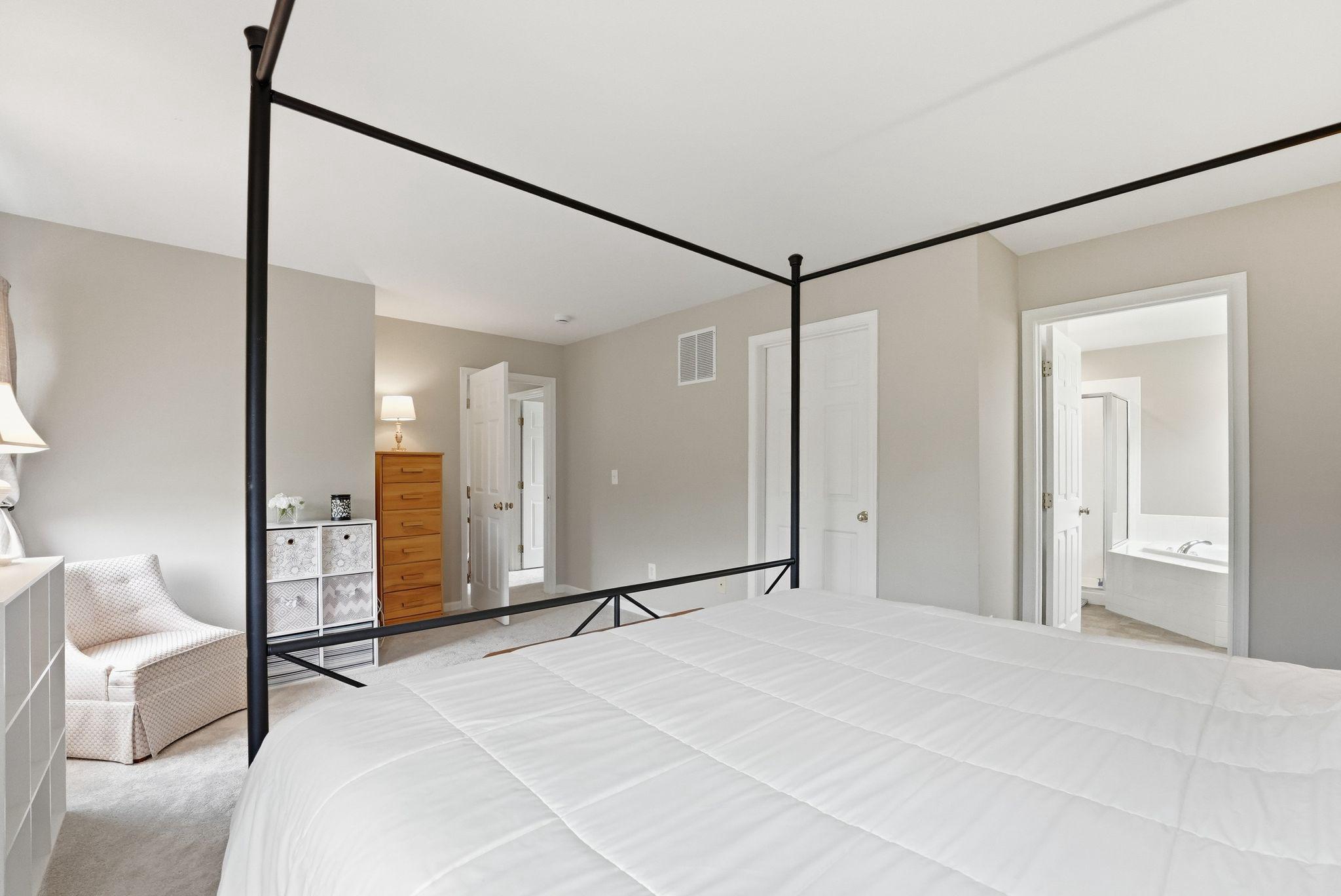GREEN MEADOWS - Residential