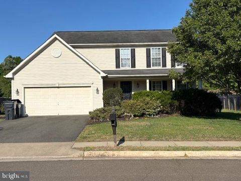 Photo of 6686 Clarkes Meadow Drive, BEALETON, VA 22712 (MLS # VAFQ2021776)