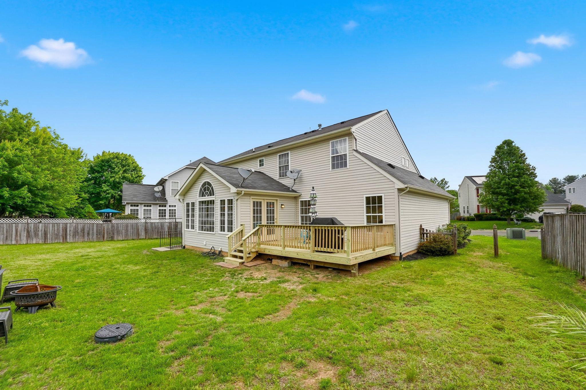 GREEN MEADOWS - Residential