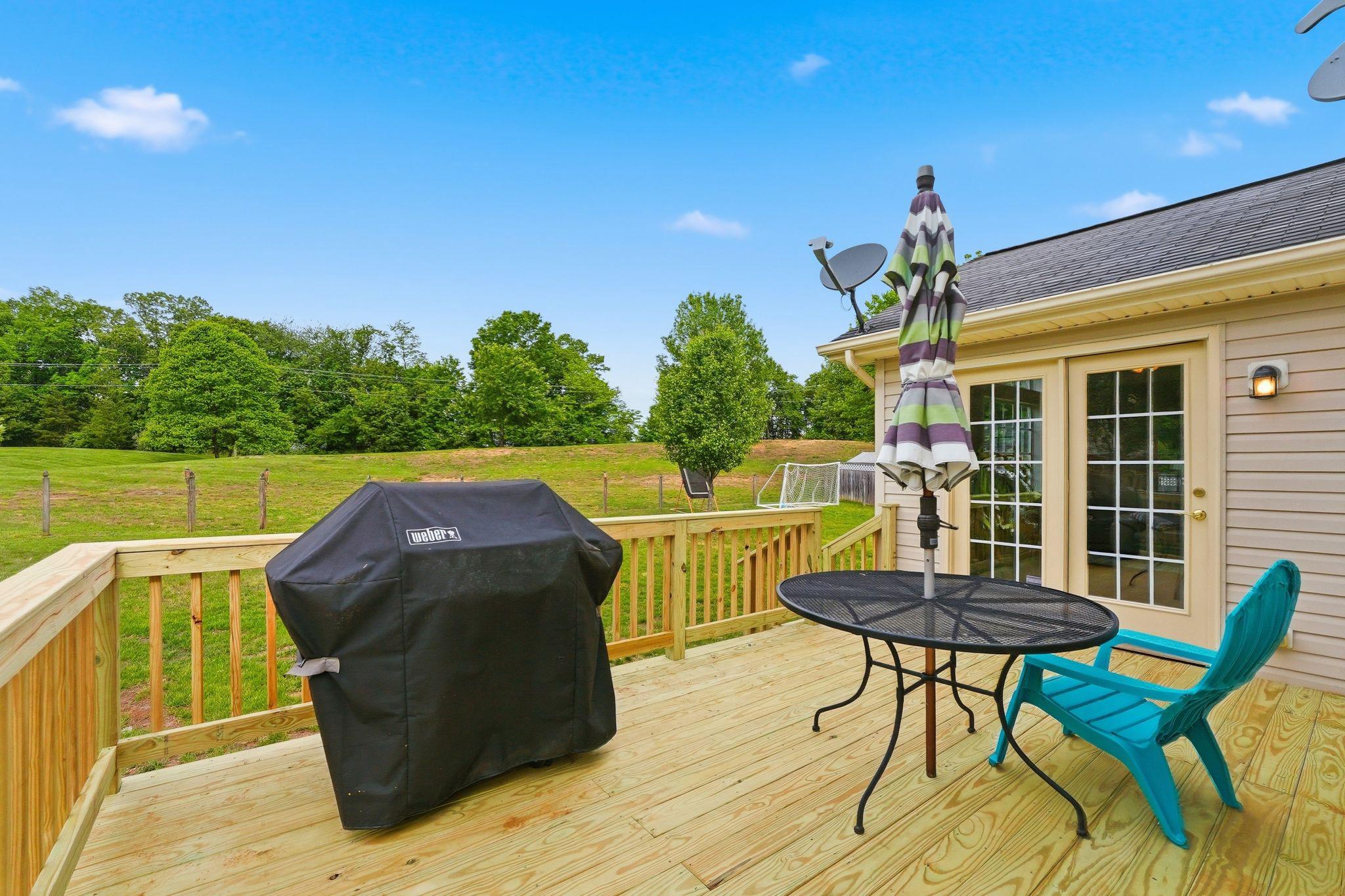 GREEN MEADOWS - Residential