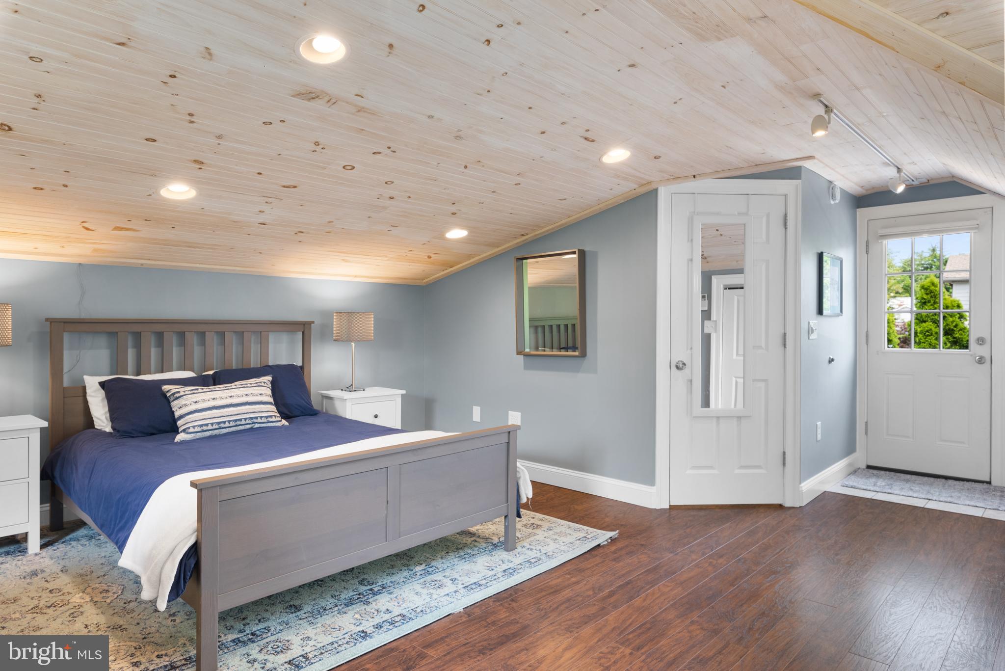 EASTPORT - Residential