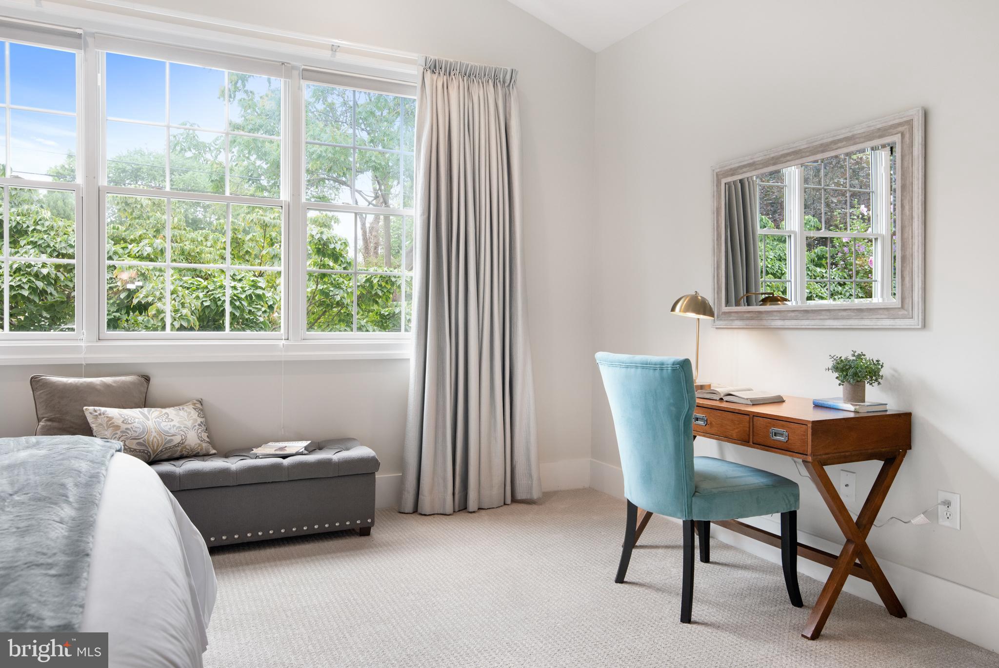 EASTPORT - Residential