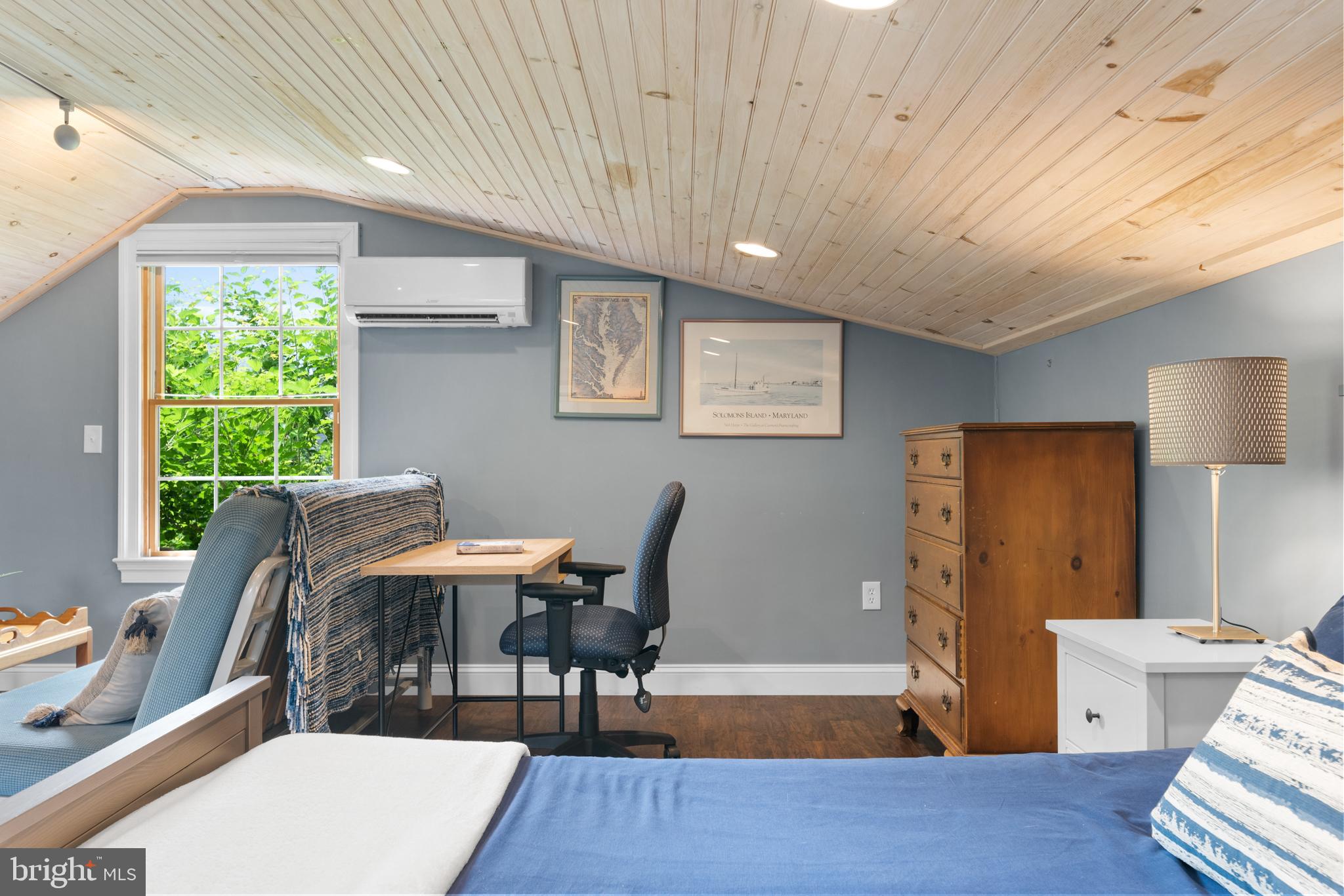 EASTPORT - Residential