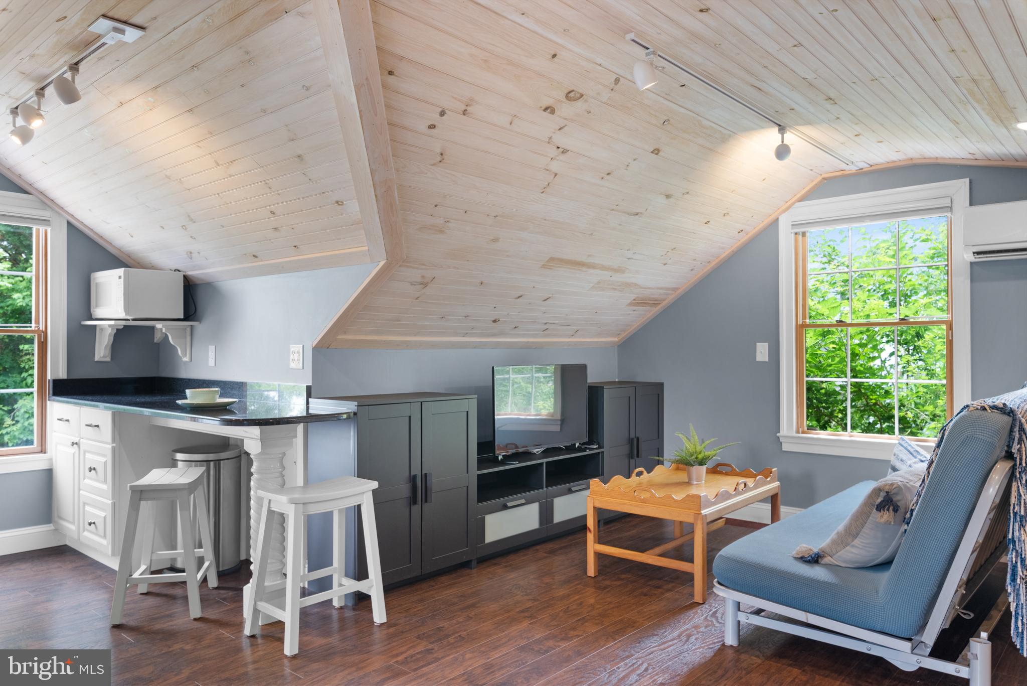 EASTPORT - Residential