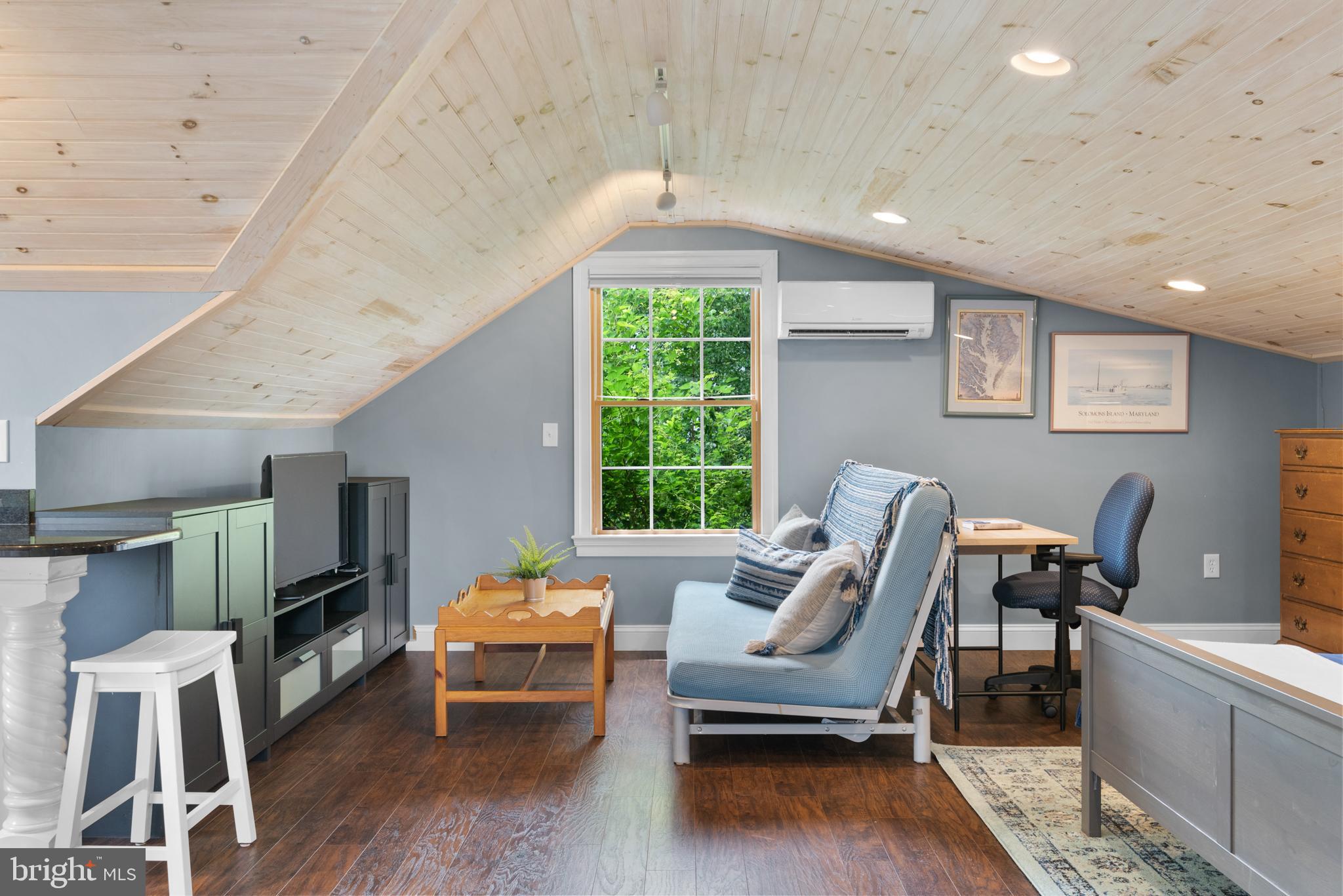 EASTPORT - Residential