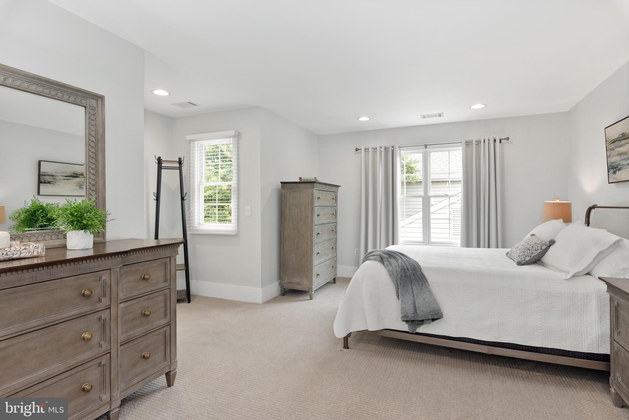 EASTPORT - Residential