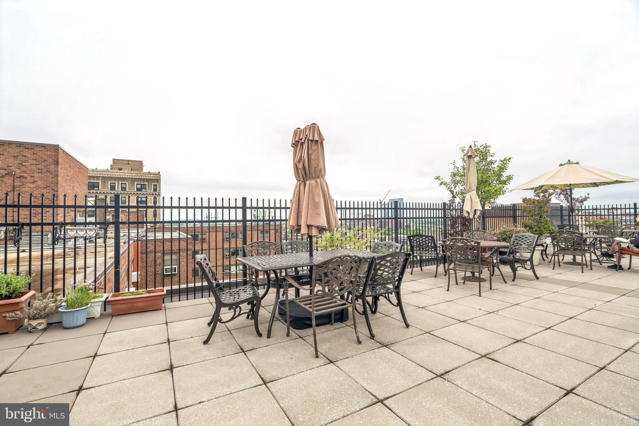 RITTENHOUSE SQUARE - Residential