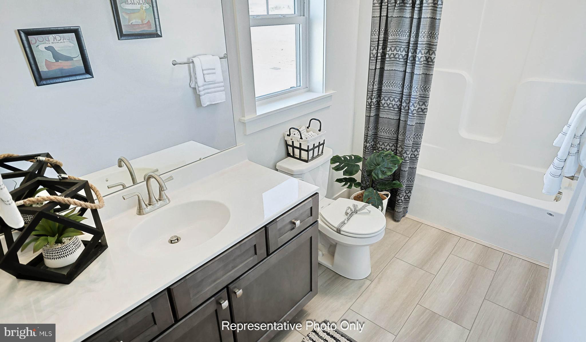 WINDING CREEK - Residential