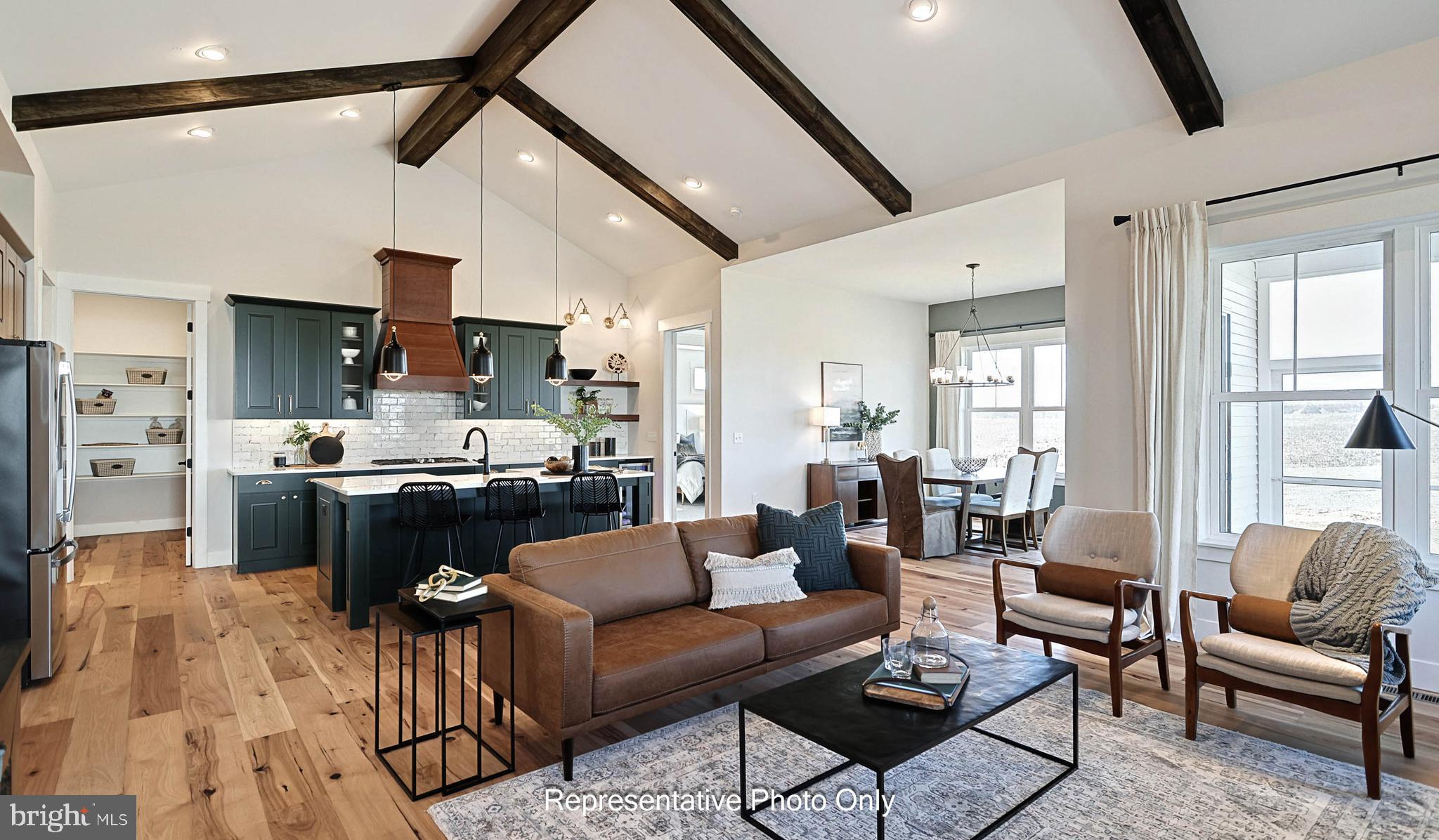 WINDING CREEK - Residential