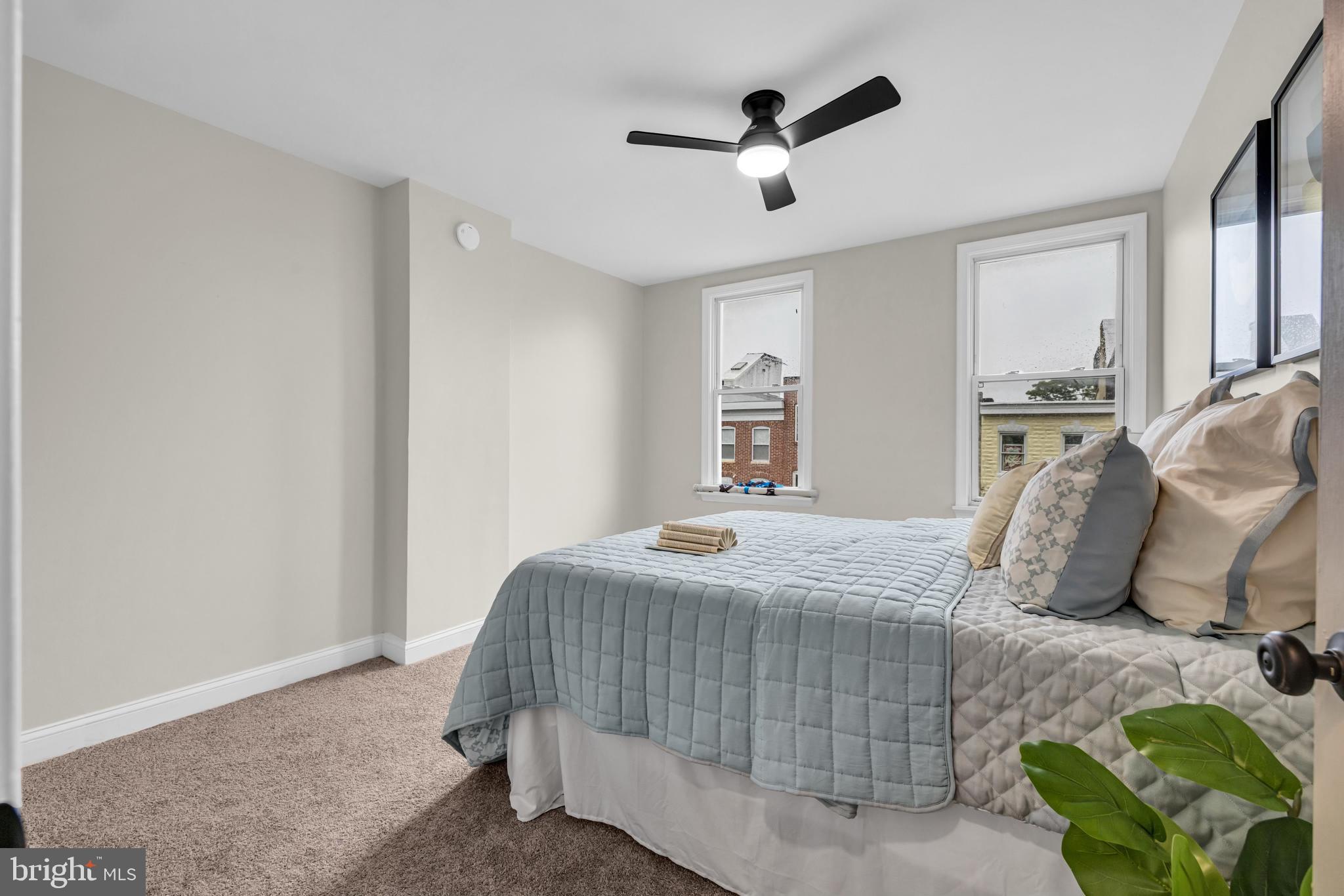 HOLLINS MARKET - Residential