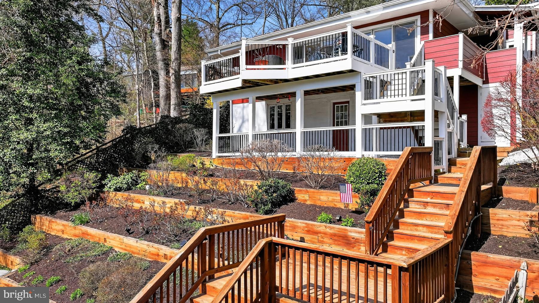 3516 LOCH HAVEN DRIVE