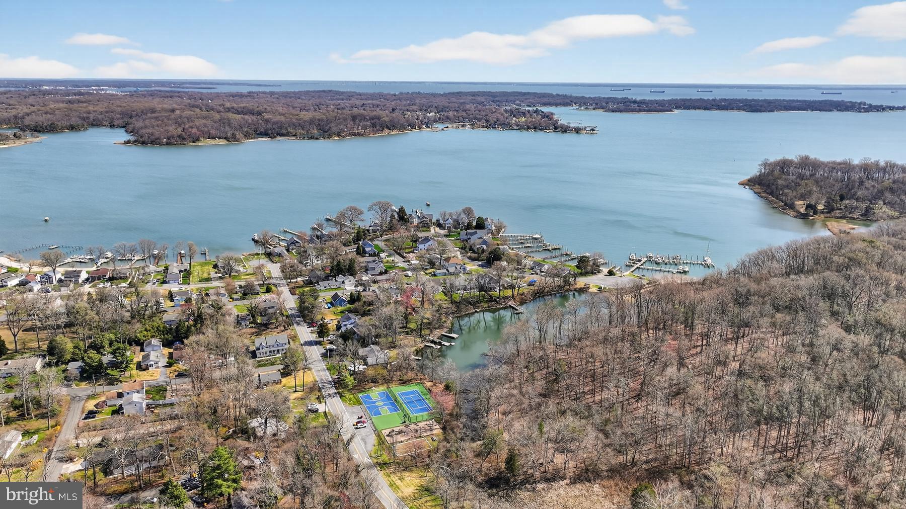LOCH HAVEN - Residential