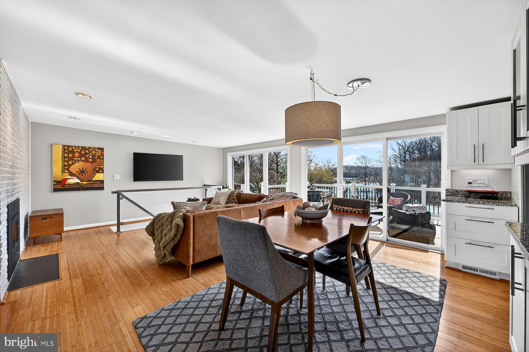 LOCH HAVEN - Residential