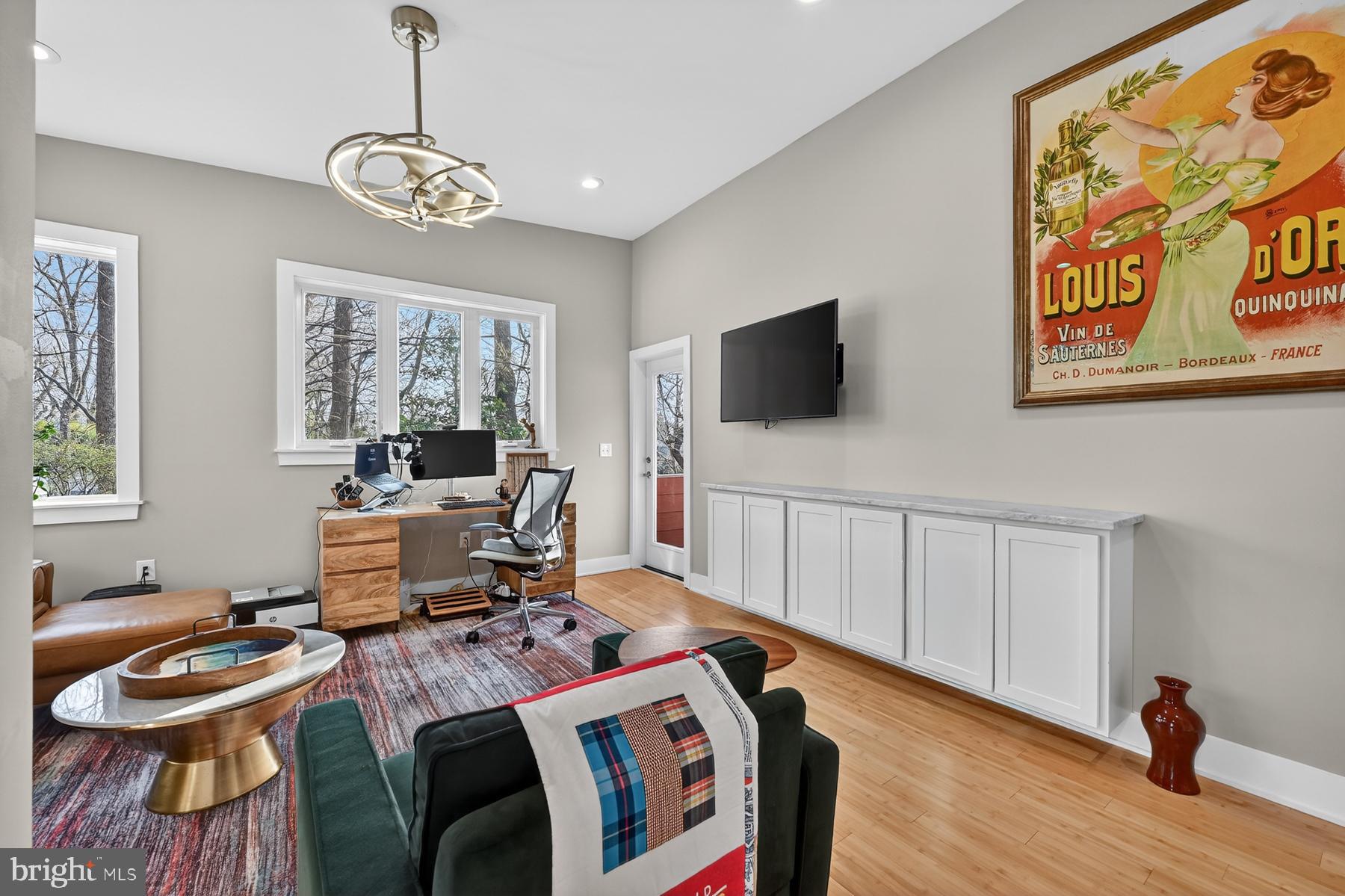 LOCH HAVEN - Residential