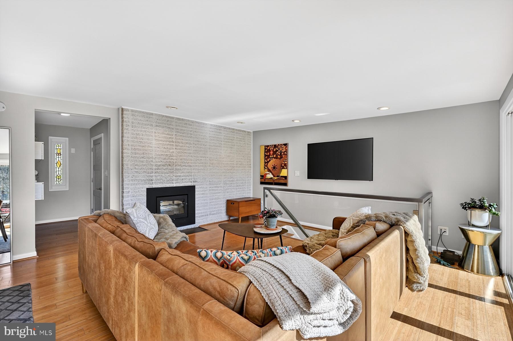 LOCH HAVEN - Residential