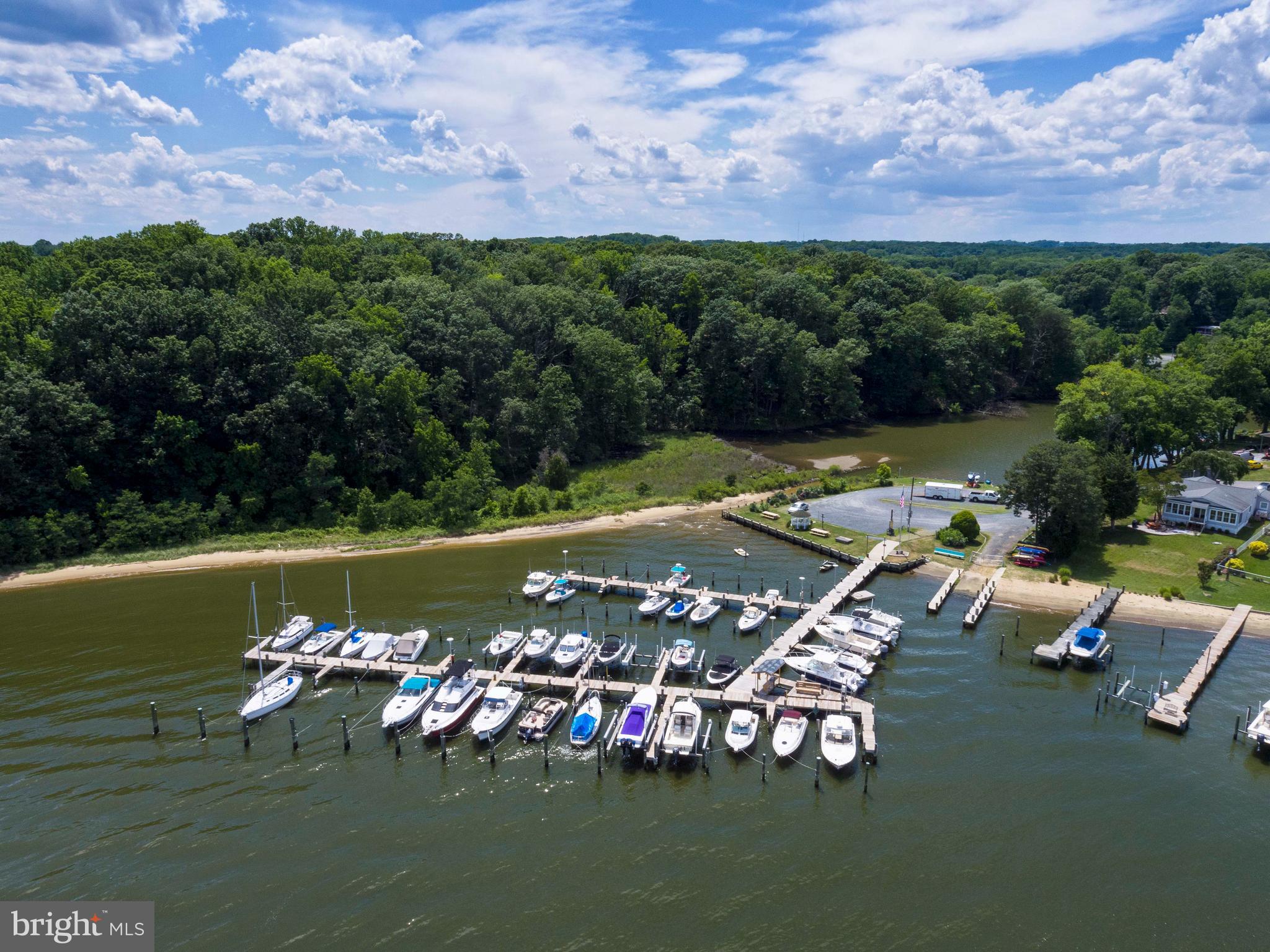 LOCH HAVEN - Residential