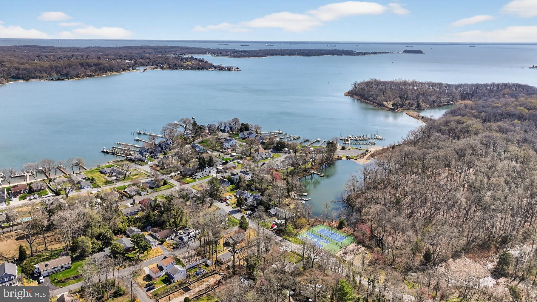 LOCH HAVEN - Residential
