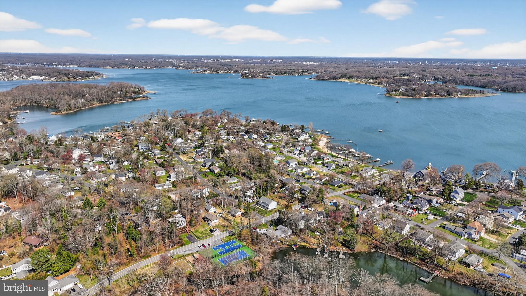 LOCH HAVEN - Residential