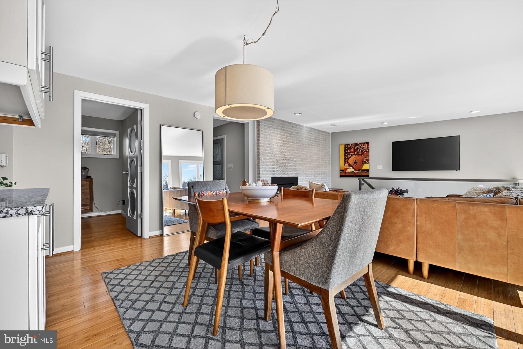 LOCH HAVEN - Residential