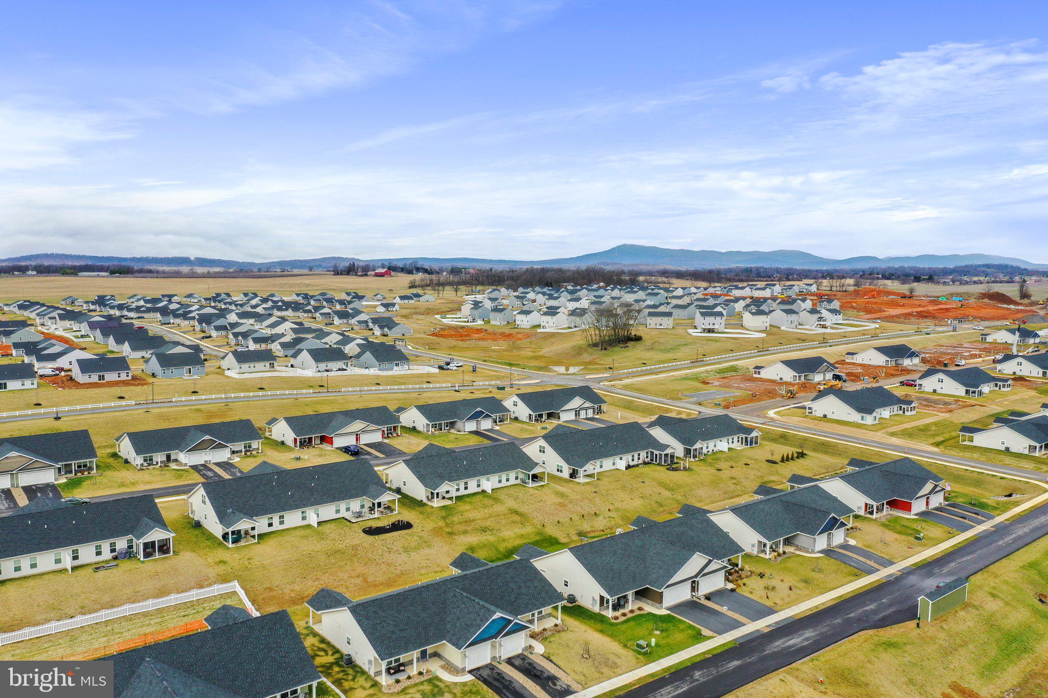 CARDINAL POINTE - Residential